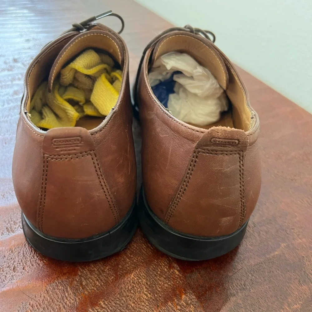 Coach Carleton brown leather lace up Oxfords Preppy Academia Career shoes sz 10